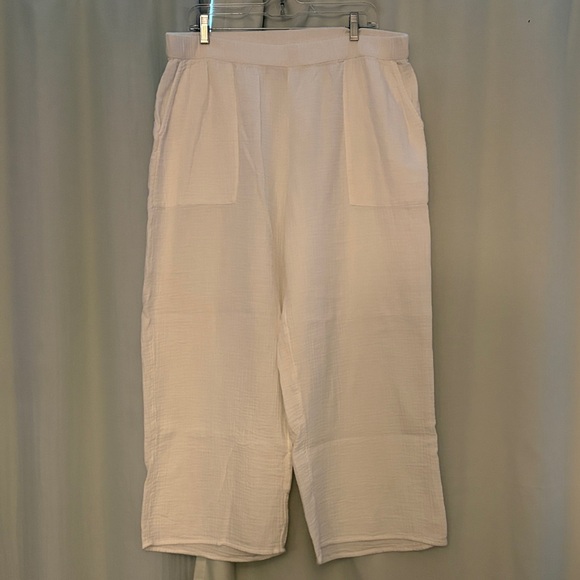 Caslon Pants - Caslon Women’s White Textured Casual Resortwear summer Pants, size XL